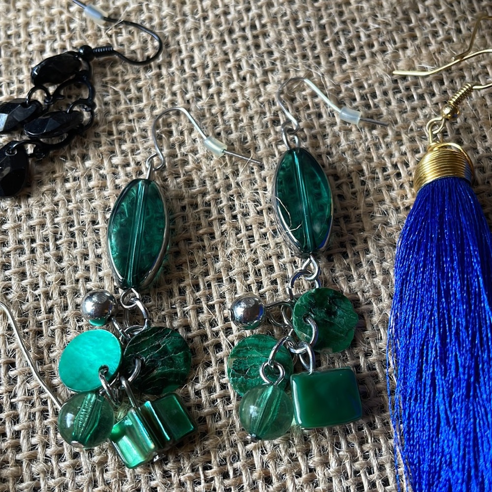 Earrings bundle - Picture 4 of 6